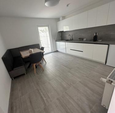 Aparthouse 3