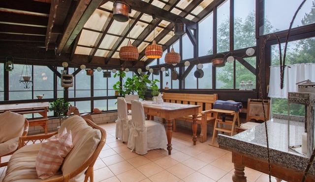 Apartment with Conservatory, Private Terrace, Shared Garden, and Wi-Fi
