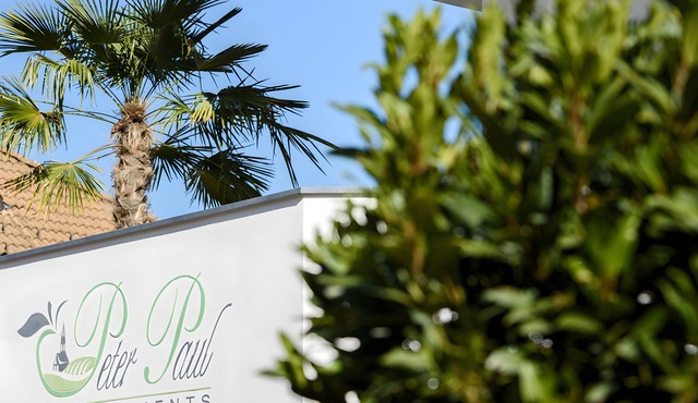 Apartment 'Peter Paul Terrassenapp Hocheppan' with Mountain View and Private Terrace