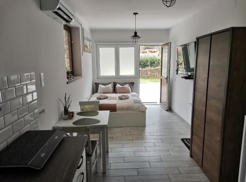 Apartma Pinea