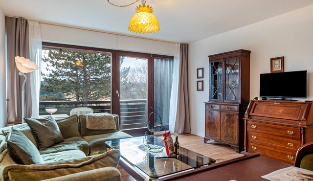 Apartment 'Ferienwohnung Angela' with Mountain View, Balcony and Wi-Fi