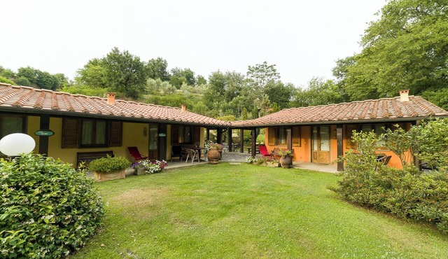 Apartment in the heart of Tuscan nature. Pets allowed