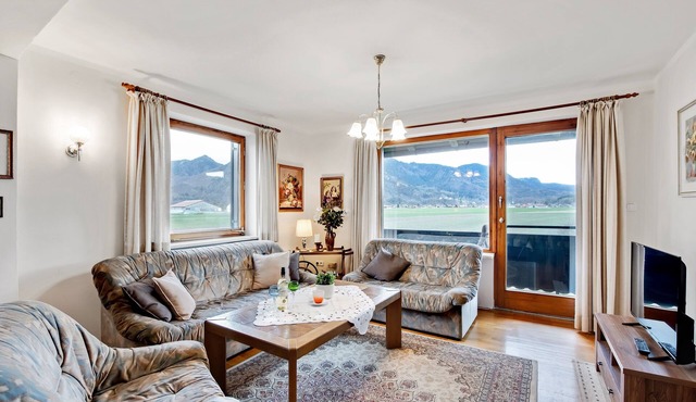 Apartment 1 with Mountain View, Wi-Fi & Balcony
