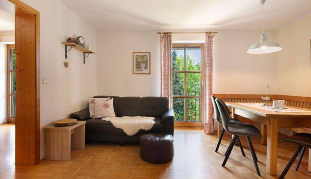 Apartment 1 with Shared Garden and Wi-Fi
