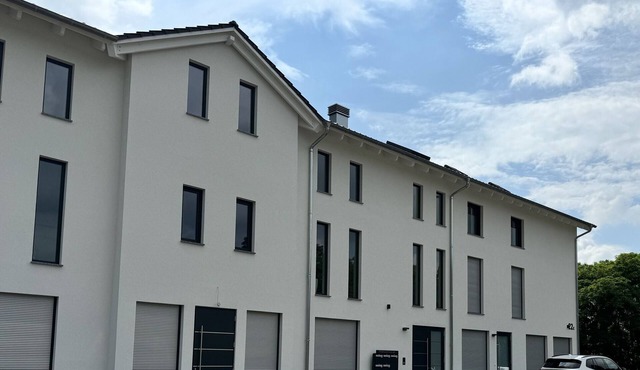 Apartment '100 M2 Ferienloft Nähe Karls' with Shared Garden, Balcony and Wi-Fi