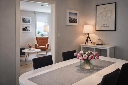 Apartment 19