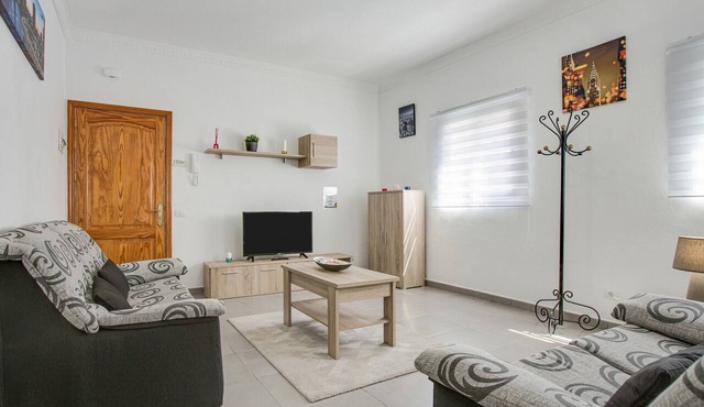 Apartment “2A Francesca” close to the Sea with Wi-Fi & Fans