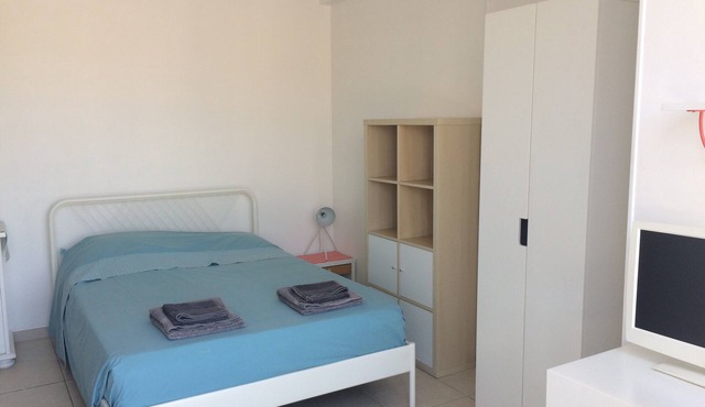 APARTMENT 33m2 WITH TERRACE QUARTIER LIBERATION