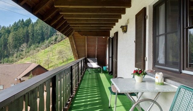 Apartment 6 with Balcony, Barbecue Area, and Wi-Fi