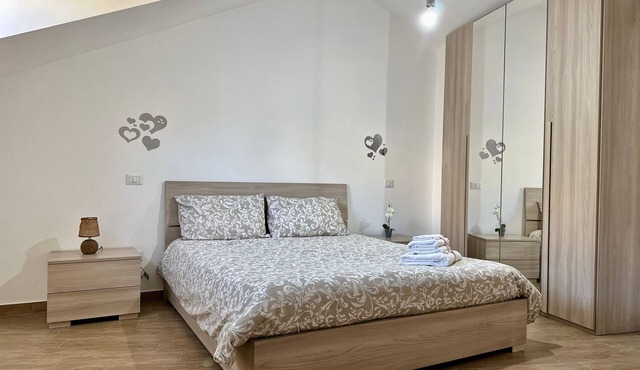 Apartment 'Alba E Tramonto' with Mountain View, Wi-Fi and Air Conditioning