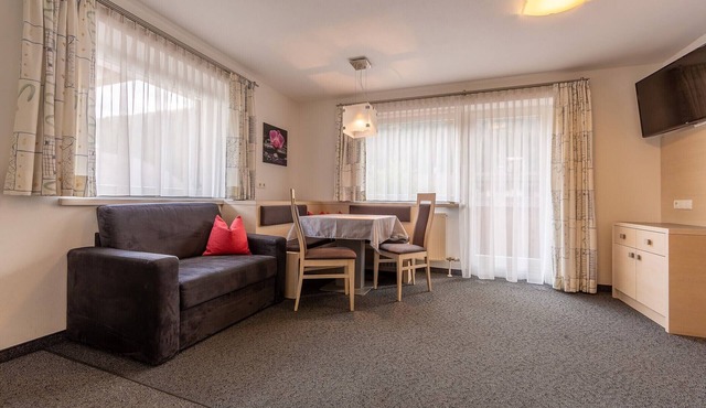Apartment 'Alpengruss Ignis' with Mountain View, Shared Garden and Wi-Fi