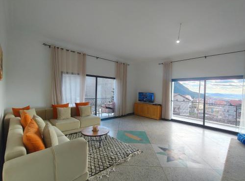 Apartment amina