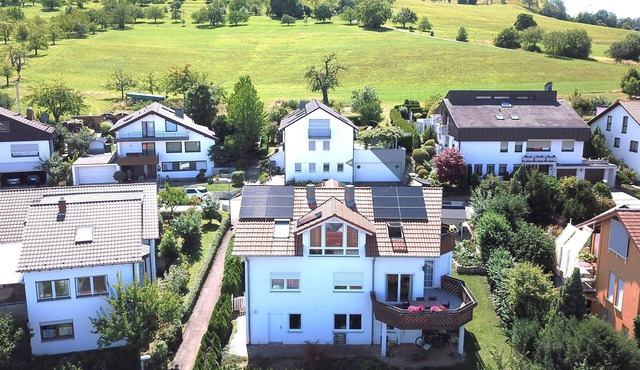 Apartment -Andrea very quiet location, 10 min to the Outletcity Metzingen