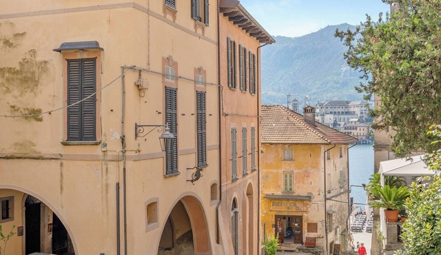 Apartment 'Antro Di Circe - Orta Centro' with Private Terrace, Garden and Wi-Fi