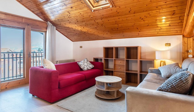 Apartment 'Appartamento Maurizio' with Mountain View, Private Garden and Wi-Fi
