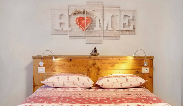 Apartment 'Appartamento 1' with Mountain View, Balcony and Wi-Fi