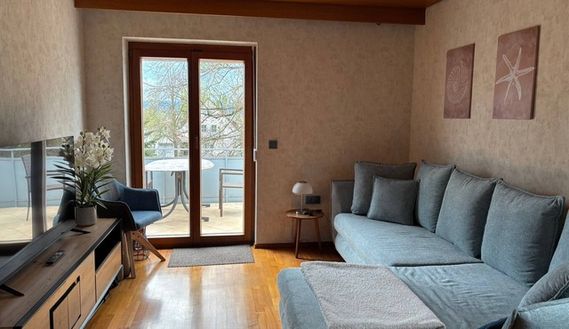 Apartment 'Auszeit' with Lake View, Shared Garden and Wi-Fi