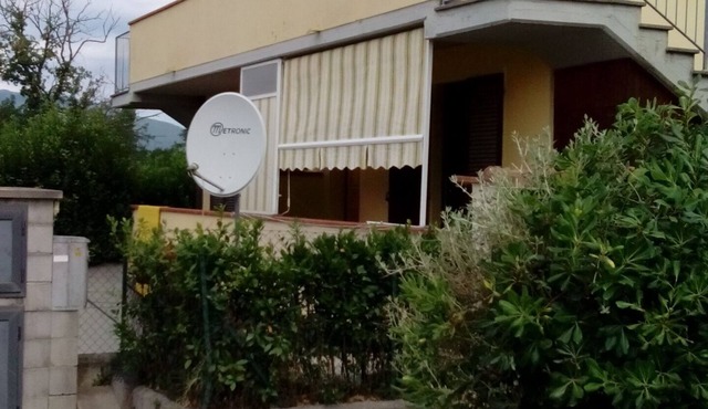 Apartment available near Pisa, Lucca and Florence