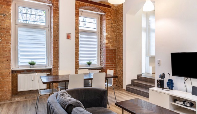 Apartment 'Backyard Loft West' with Wi-Fi