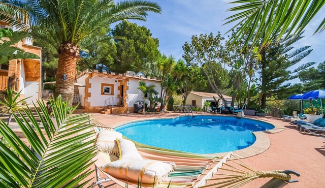 Apartment beach Sol de Mallorca 2 with pool