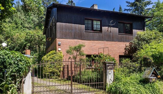Apartment 'Behling 4' with Shared Garden and Wi-Fi