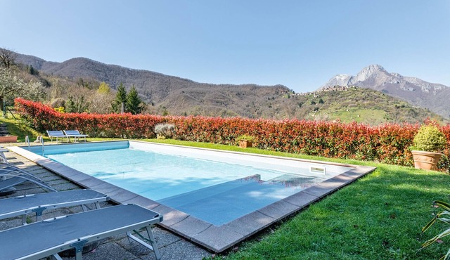 Apartment 'Bibi' with Mountain View, Shared Pool and Wi-Fi