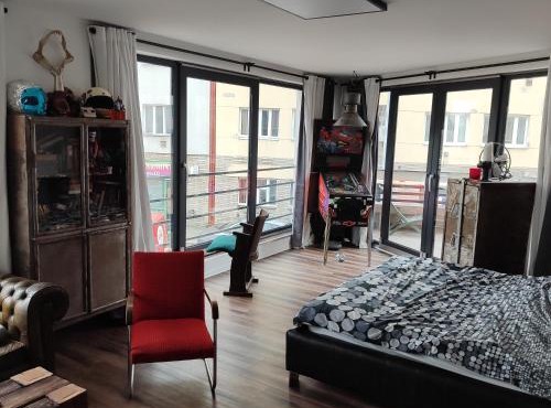 Apartment Big Windows
