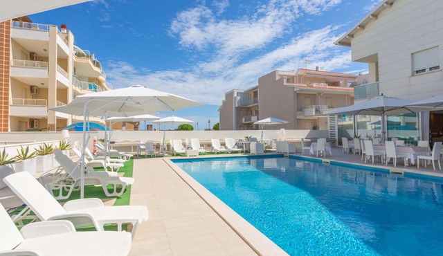 Apartment Blue Bay Resort - RSO180 by Interhome