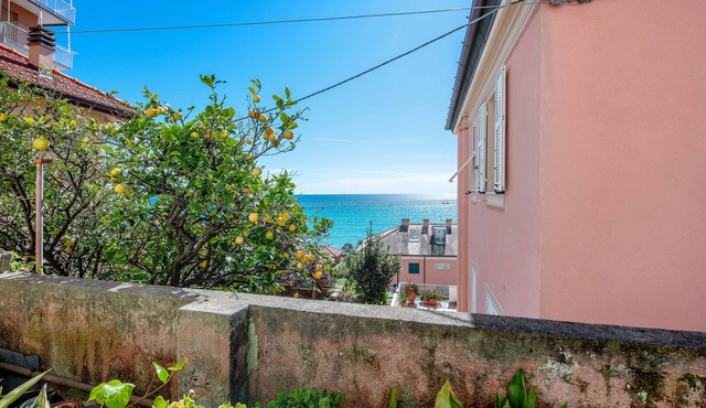 Apartment 'Ca' Celeste' with Air Conditioning