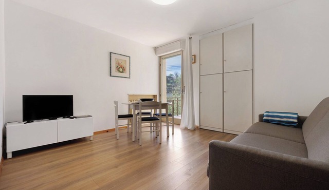 Apartment 'Ca' Da Rosetta' with Mountain View, Private Terrace and Private Garden