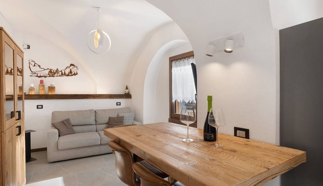 Apartment 'Ca Del Pan' with Mountain View, Private Garden and Wi-Fi