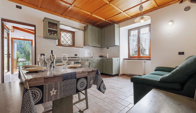 Apartment 'Ca' Mocc' with Mountain View, Private Terrace and Private Garden