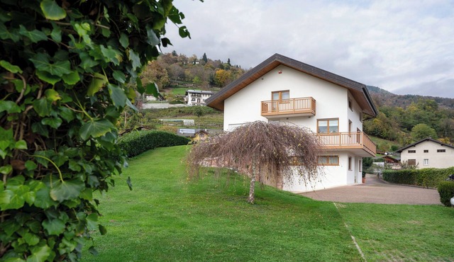 Apartment 'Casa Hueller' with Mountain View, Private Terrace and Wi-Fi