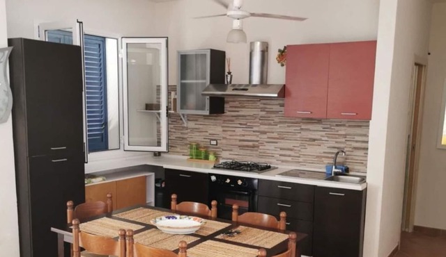 Apartment Casa mare Tre Fontane with Sea View, Garden & Wi-Fi