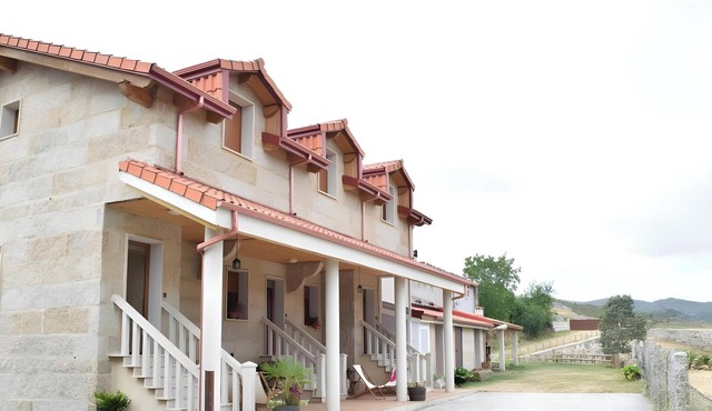Apartment 'Casa Requias 1' with Lake View, Shared Garden and Wi-Fi