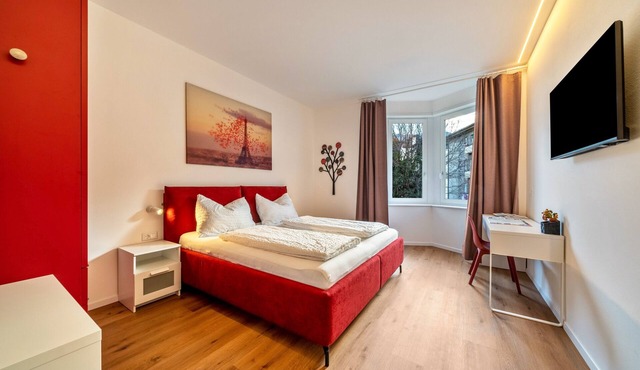 Apartment 'Central Suite Merano' with Mountain View, Wi-Fi and Air Conditioning