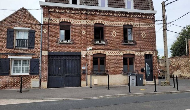 Apartment 'Chez Madame De Souter' with Private Terrace, Wi-Fi and Air Conditioning