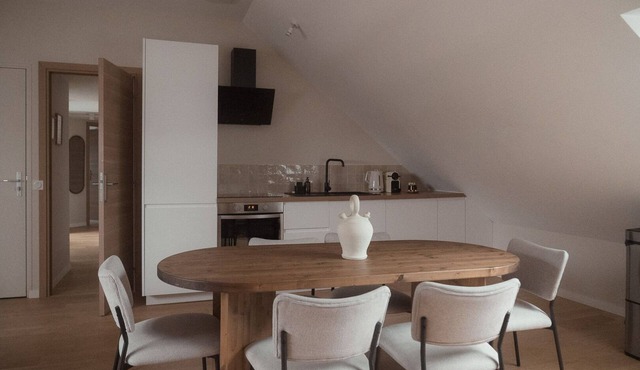 Apartment-Comfort-Ensuite with Bath-Harbour view