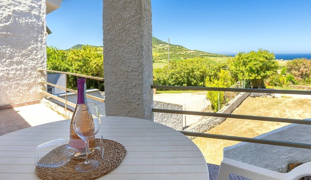 Apartment 'Con Terrazza' with Sea View, Wi-Fi and Air Conditioning