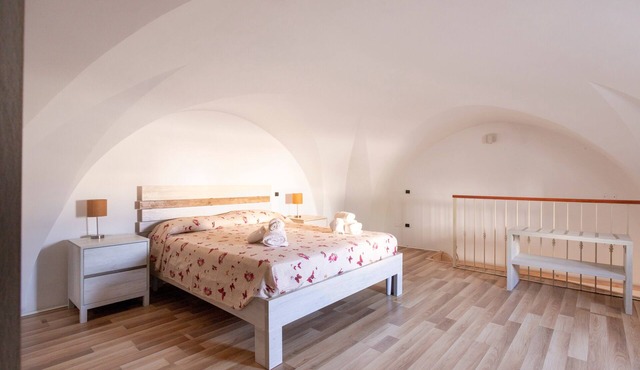 Apartment 'Corte Nonna Mmela' with Private Terrace, Wi-Fi and Air Conditioning