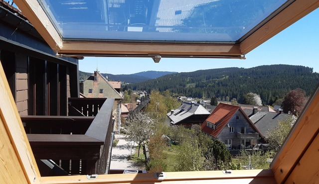 Apartment 'Kopffrei on 1000 m²/Apartment 2 with Shared Garden, Balcony & Wi-Fi