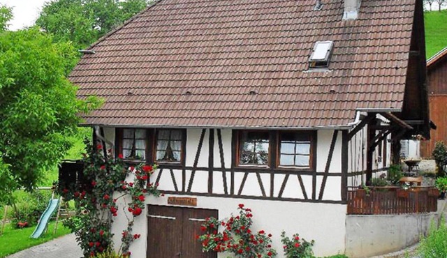 Apartment 'Schnellingen' with Shared Garden, Balcony and Wi-Fi