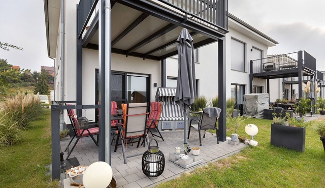 Apartment "20b Am Goitzsche See" with Lake View, Private Terrace, and Wi-Fi