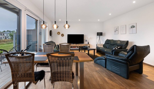 Apartment "Spanier" with Lake View, Private Terrace and Wi-Fi