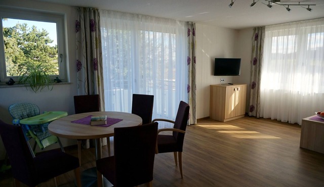 Apartment 'Lemberger' with Shared Garden, Balcony and Wi-Fi