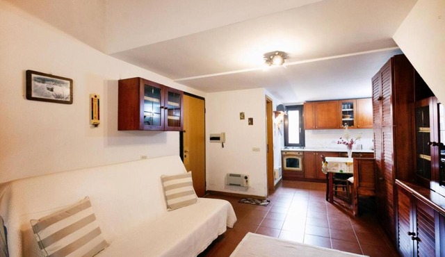 Apartment 'Dimora Annilor Castel Di Sangro' with Shared Garden, Wi-Fi and Air Conditioning