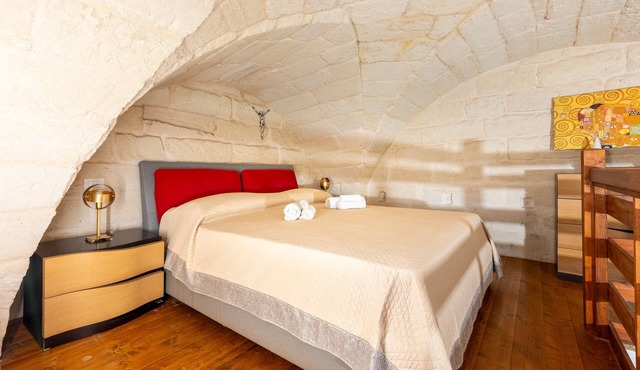 Apartment 'Dimora Di Marco - Albero Della Vita' with Shared Terrace, Shared Garden and Wi-Fi