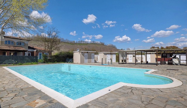 Apartment 'Dimora Il Feudo Bilocale 1' with Shared Pool, Shared Terrace and Wi-Fi