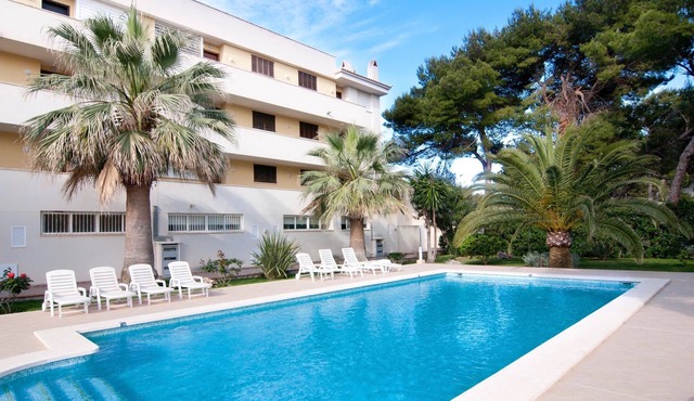 Apartment “Drac Blanc 1-3” with Sea View, Balcony, Garden & Air Conditioning