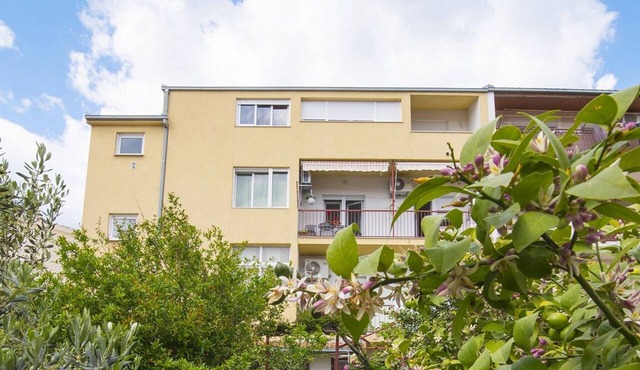 Apartment Drago, (15377), Split, hr